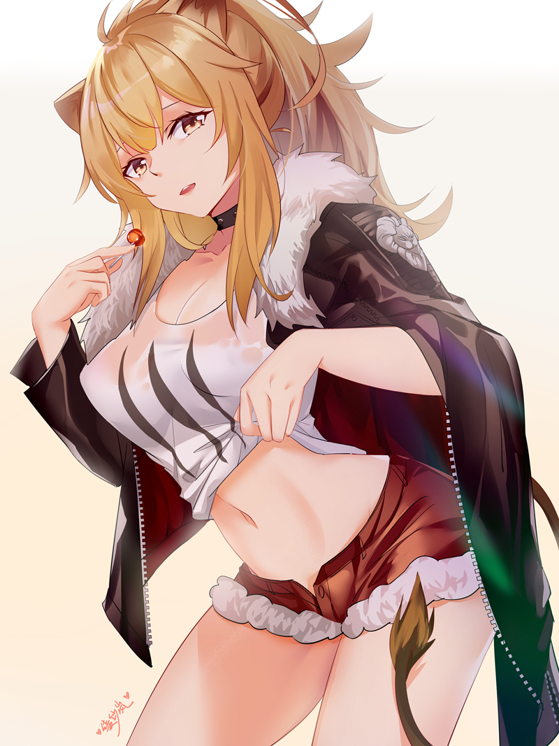 王小姐！