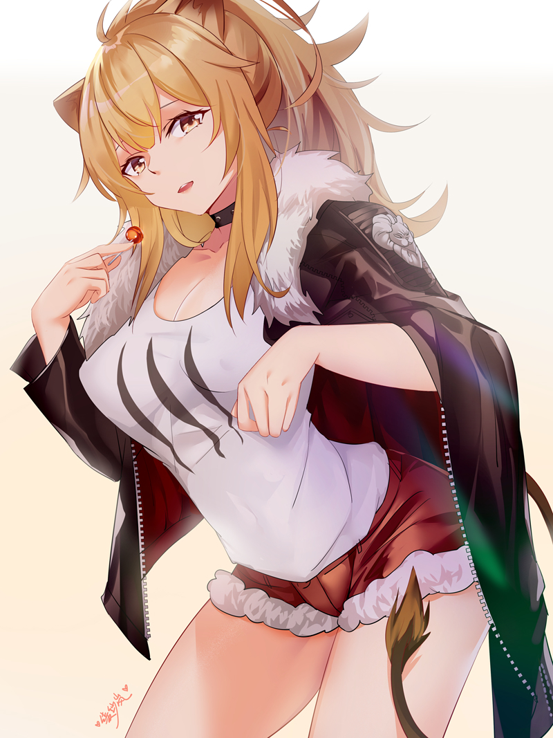 王小姐！